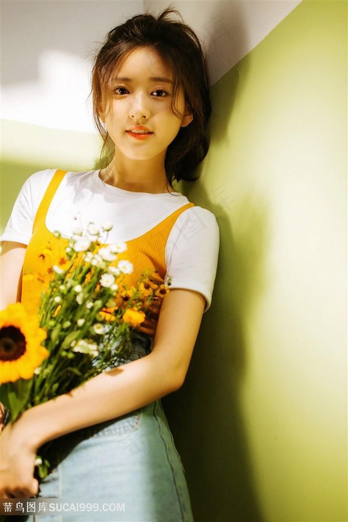 骚货女同事下班不回家