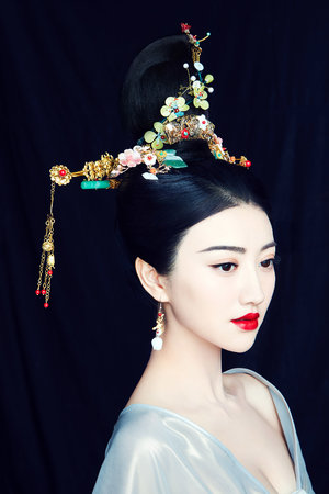 亚洲国产私拍AV援交女