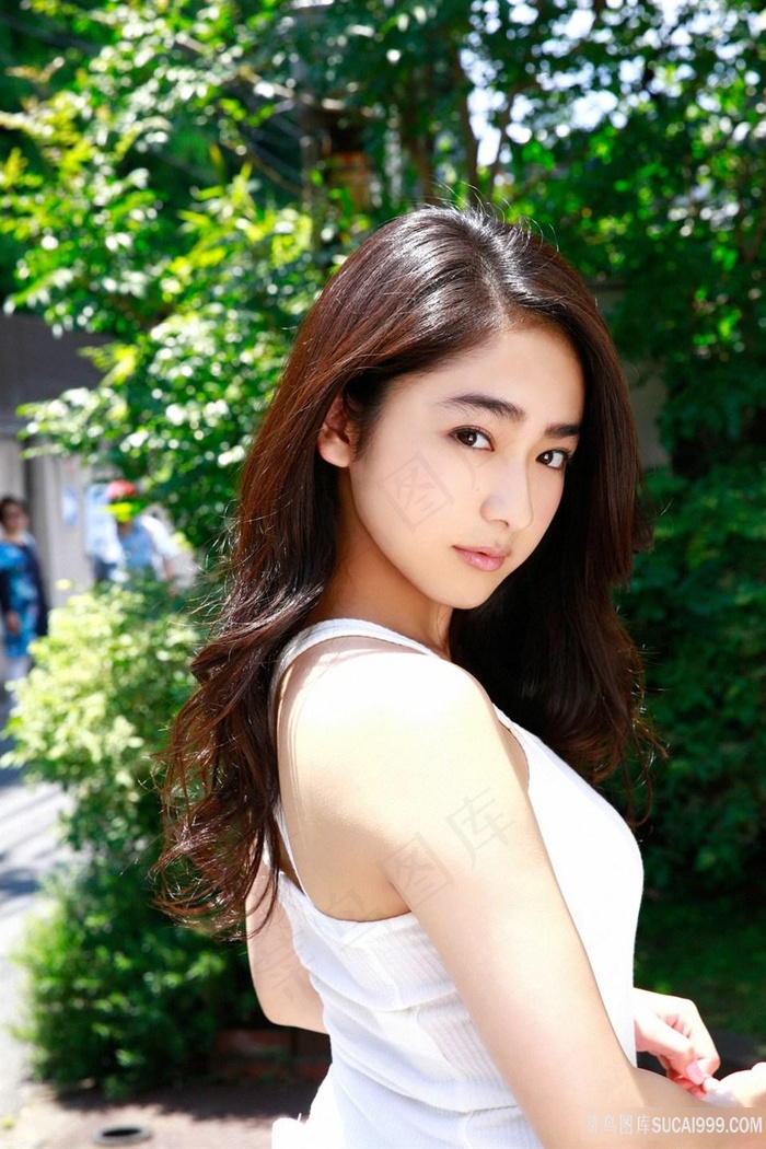 国产嫩爽精品综合无毛